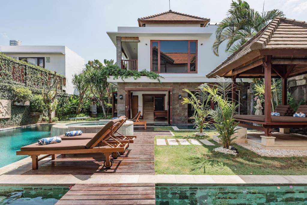 Villa Annecy Seminyak Eksteriør billede